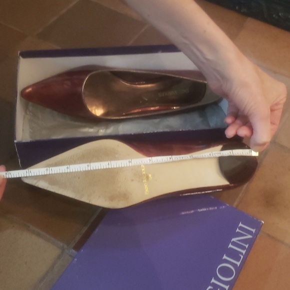 Enzo Angiolini pointy toe flats - Picture 8 of 8